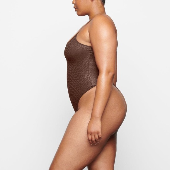 SKIMS Logo Mesh Foil Cami Bodysuit Cocoa Brown NWT Size 4X - Picture 4 of 12